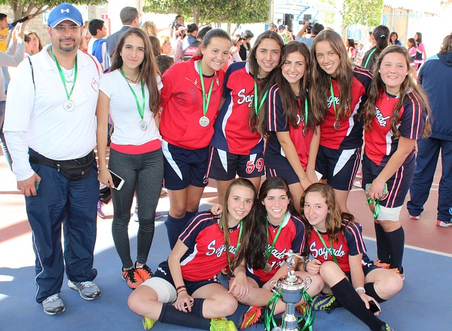 祖巴茨在内 祖巴茨在内